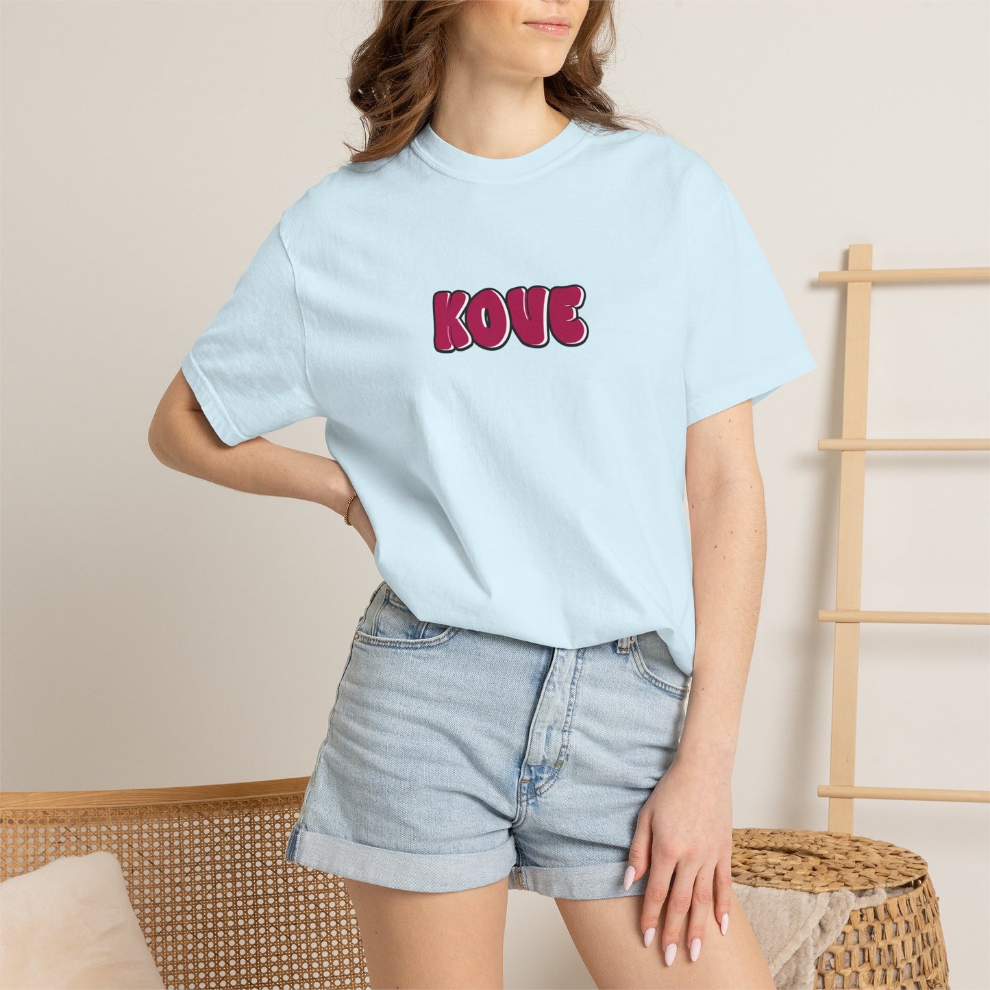 KOVE retro bubble letters T-Shirt | 90s inspired graphic tee