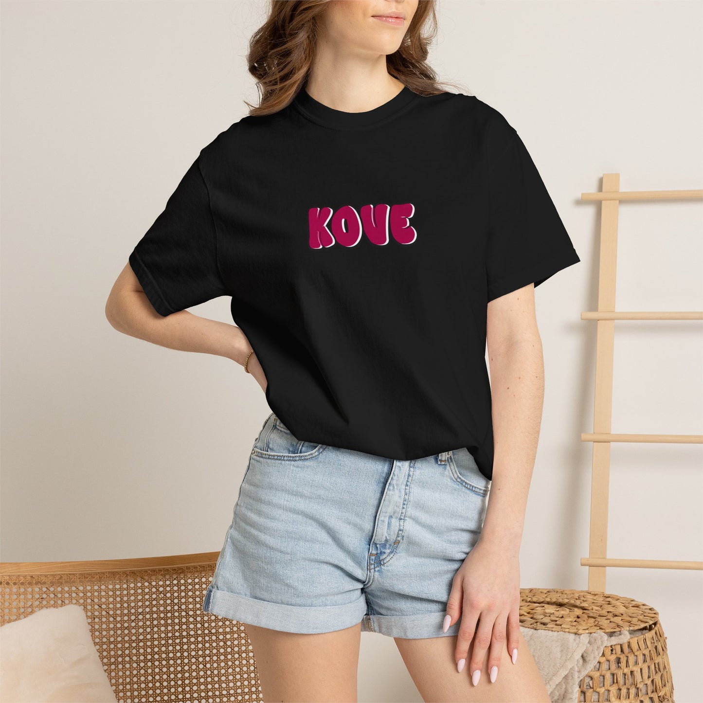 KOVE retro bubble letters T-Shirt | 90s inspired graphic tee