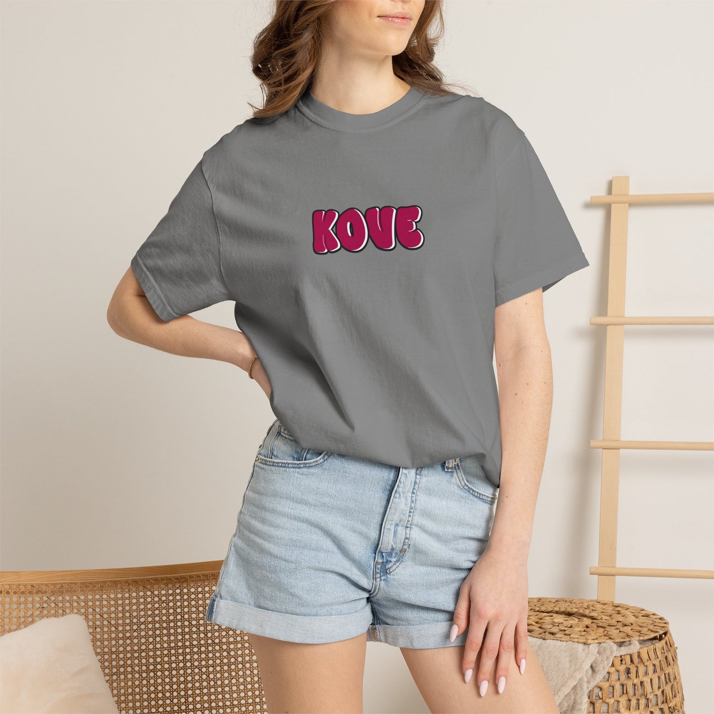 KOVE retro bubble letters T-Shirt | 90s inspired graphic tee